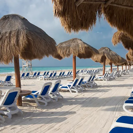 Seadust Cancun Beach Resort-3